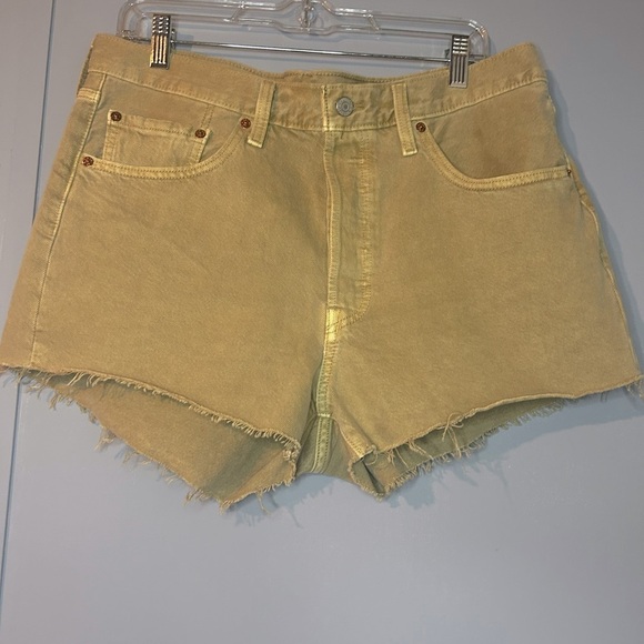 Levi 501 khaki raw hem line, new condition, sz 31 - Picture 5 of 5